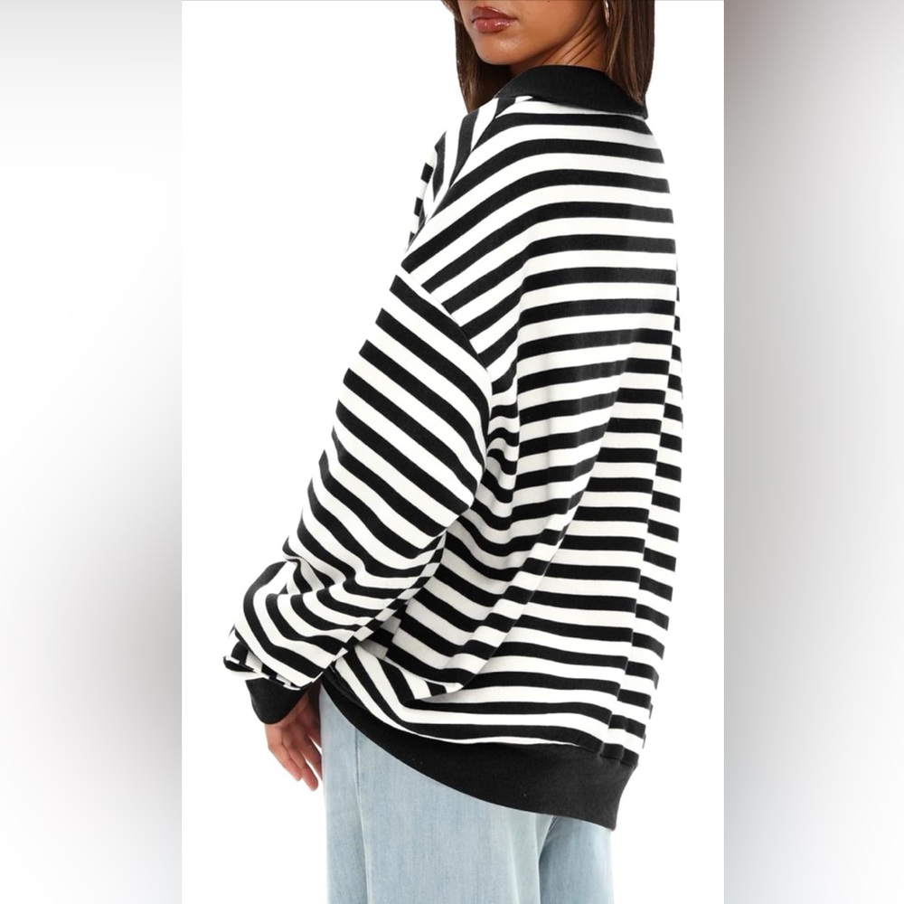Striped Collared Pullover Sweatshirt | Black & White Stripe | Size Medium - Picture 3 of 5